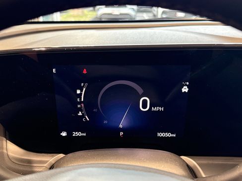 Used 2025 Buick Encore GX Sport Touring w/ Comfort Package image 14