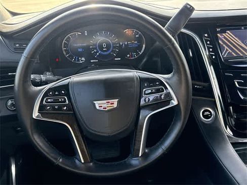 Used 2016 Cadillac Escalade Platinum image 19
