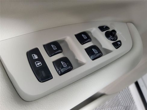 Certified 2023 Volvo XC90 B6 Core w/ Protection Package Premier AWD/4WD image 20