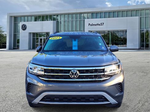 Certified 2021 Volkswagen Atlas SE image 4