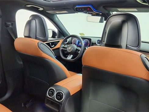 Used 2023 Mercedes-Benz C 300 Sedan image 26