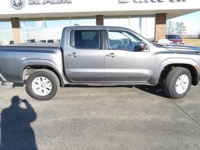 Used 2022 Nissan Frontier SV