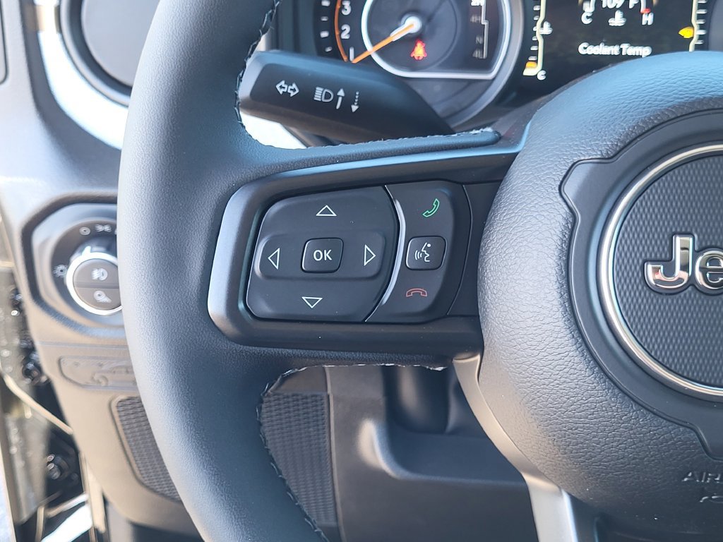 New 2026 Jeep Gladiator Sport AWD/4WD image 18