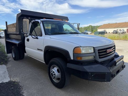 Used 2006 GMC Sierra 3500 W/T RWD image 5
