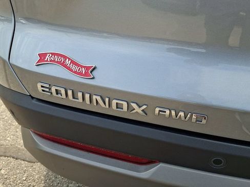 Used 2025 Chevrolet Equinox LT AWD/4WD image 23