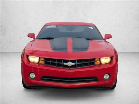 Used 2011 Chevrolet Camaro LT image 2