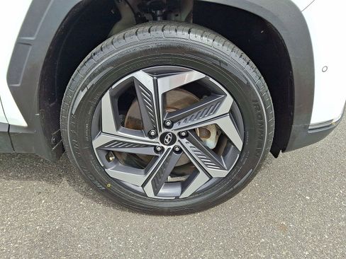 Certified 2022 Hyundai Tucson Limited image 33