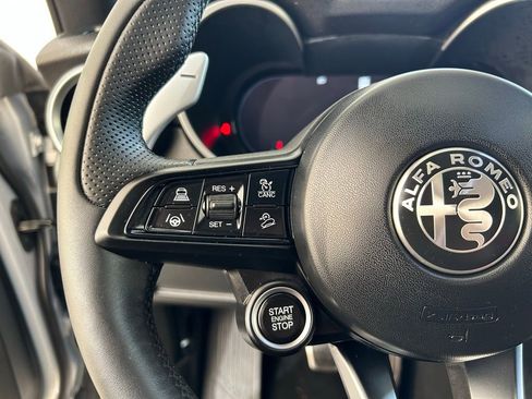 New 2025 Alfa Romeo Stelvio Sprint w/ Convenience Package image 39