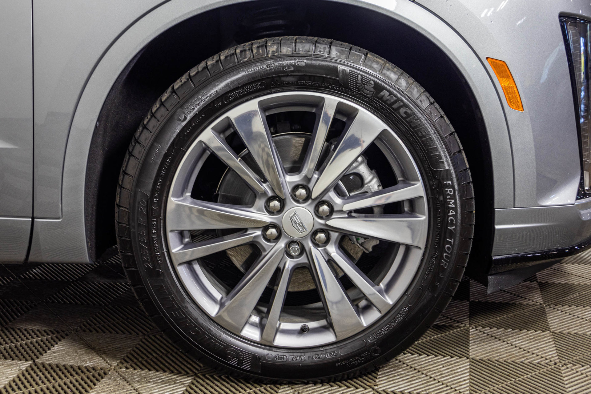 Used 2025 Cadillac XT6 Premium Luxury AWD/4WD image 58