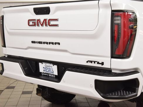 Used 2025 GMC Sierra 2500 AT4 w/ AT4 Premium Plus Package AWD/4WD image 21