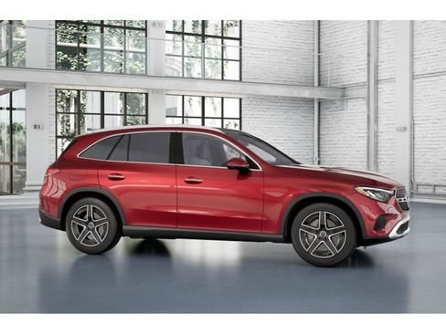 Used 2026 Mercedes-Benz GLC 300 4MATIC image 14