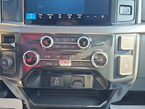 Used 2025 Ford F150 XLT w/ Equipment Group 301A Standard RWD image 23