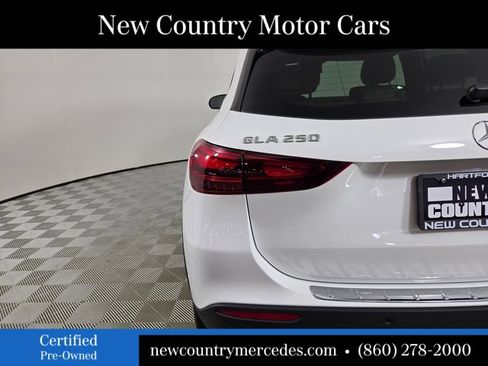 Certified 2025 Mercedes-Benz GLA 250 4MATIC image 8