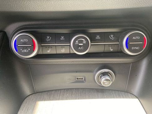Used 2023 Alfa Romeo Stelvio Ti w/ Active Assist Plus Package AWD/4WD image 17