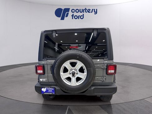 Used 2022 Jeep Wrangler Unlimited Sport image 7