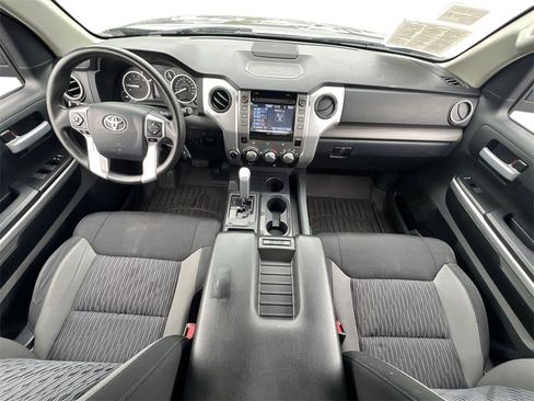 Used 2017 Toyota Tundra SR5 image 8