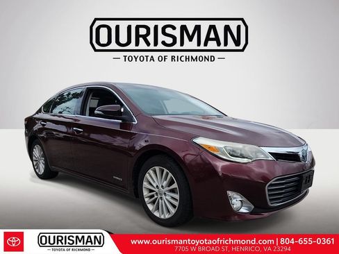 Used 2014 Toyota Avalon Limited w/ Technology Package FWD image 1