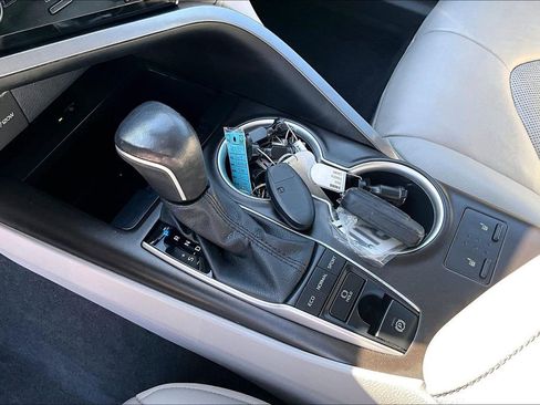 Used 2023 Toyota Camry XLE w/ Cold Weather Package FWD image 16