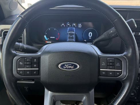 Used 2023 Ford F350 Lariat w/ Tow Technology Package AWD/4WD image 12