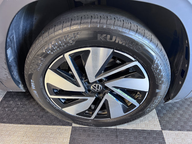 Certified 2024 Volkswagen Atlas SE FWD image 10