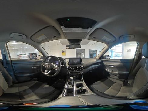 Used 2025 Nissan Sentra SV image 43