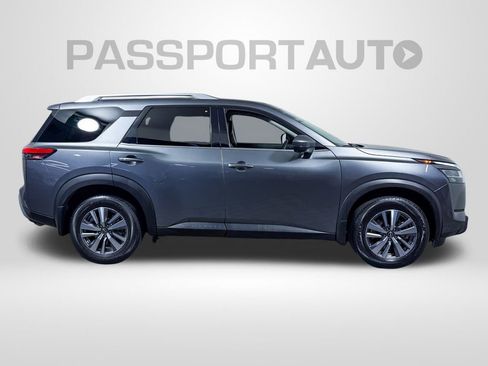 Certified 2023 Nissan Pathfinder SL image 11