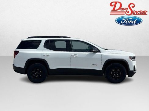 Used 2022 GMC Acadia AT4 w/ Technology Package AWD/4WD image 5