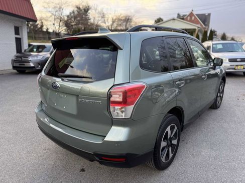 Used 2018 Subaru Forester 2.5i Premium w/ All-Weather Package image 7