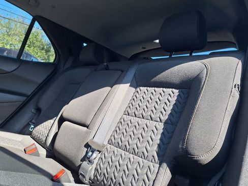 Used 2024 Chevrolet Equinox LT image 23