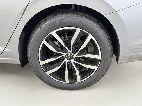 New 2026 Volkswagen Jetta SE FWD image 30