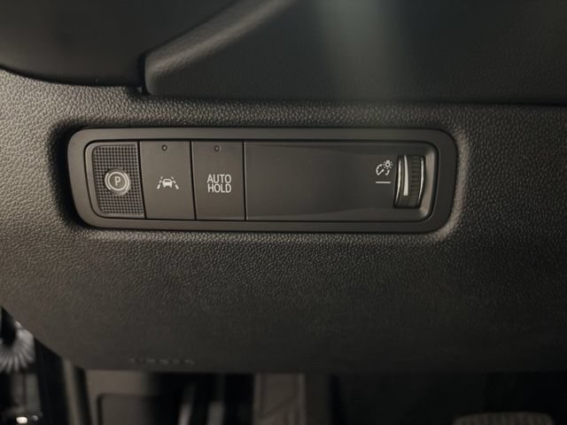 Used 2026 Chevrolet Equinox EV LT FWD image 23