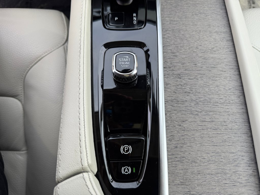 Used 2023 Volvo XC90 B6 Plus w/ Protection Package Premier AWD/4WD image 20