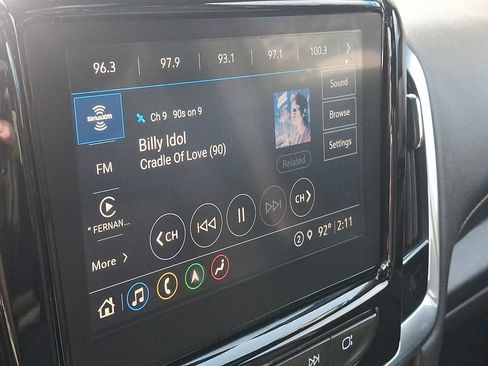 Used 2023 Chevrolet Traverse LT w/ LT Premium Package AWD/4WD image 17