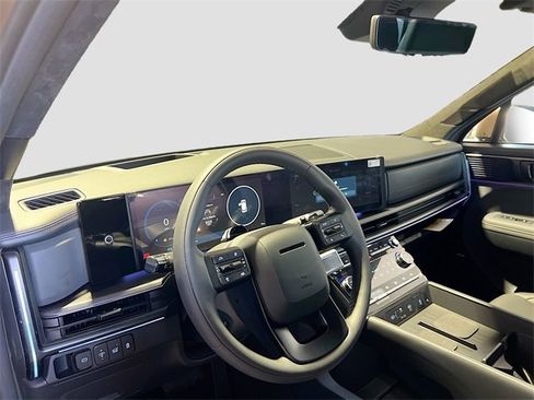 New 2025 Hyundai Santa Fe Calligraphy image 9