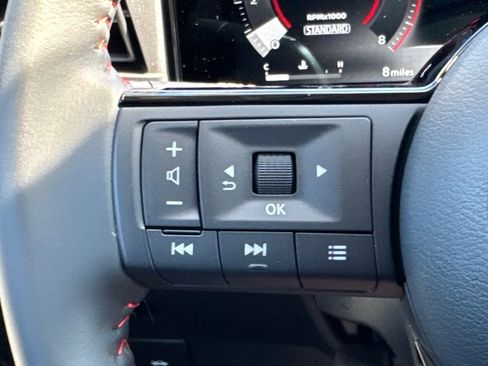 New 2025 Nissan Kicks SR image 15