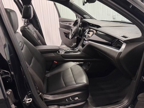 Used 2023 Cadillac XT6 Sport image 30