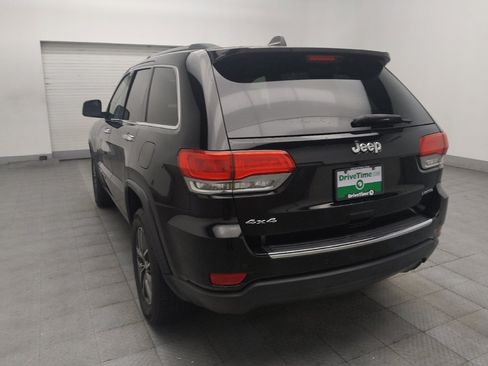 Used 2017 Jeep Grand Cherokee Limited AWD/4WD image 5