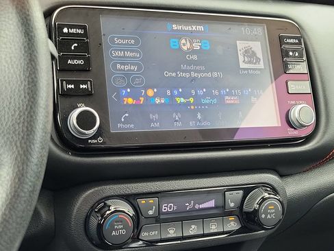 Used 2023 Nissan Kicks SR w/ SR Premium Package FWD image 25