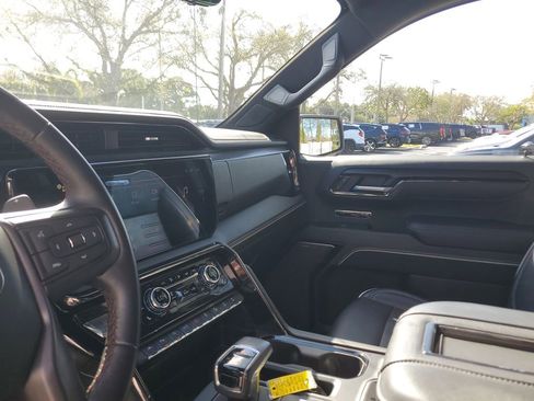 Certified 2022 GMC Sierra 1500 AT4X image 22