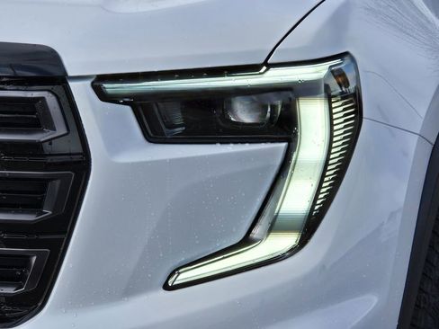 New 2026 GMC Acadia AT4 image 39