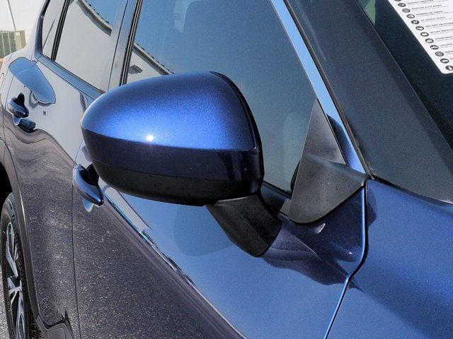 Certified 2023 Nissan Rogue SV FWD image 12