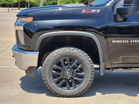 Used 2022 Chevrolet Silverado 2500 LT w/ Convenience Package AWD/4WD image 8