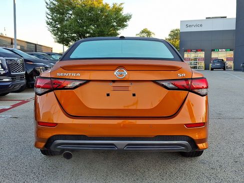 Certified 2021 Nissan Sentra SR w/ SR Premium Package image 5