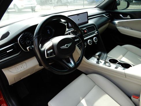 Used 2022 Genesis G70 2.0T RWD image 11