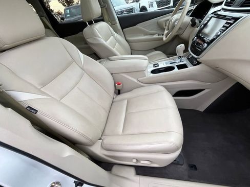 Certified 2018 Nissan Murano Platinum w/ Cargo Package image 16