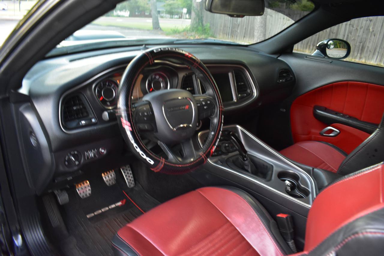 Used 2016 Dodge Challenger R/T Plus RWD image 13