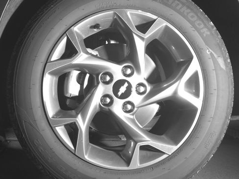 Used 2025 Chevrolet Trax LT w/ LT Convenience Package FWD image 12