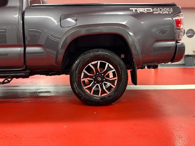 Certified 2022 Toyota Tacoma TRD Sport AWD/4WD image 26