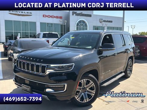 Used 2024 Jeep Wagoneer Series II w/ Flexible Seating Group AWD/4WD image 1