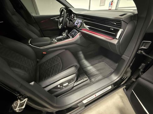 Used 2025 Audi RS Q8 performance AWD/4WD image 37